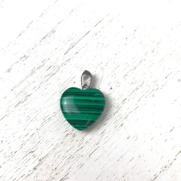 Yuva Kala Jewelry - 🚫SOLD🚫 NWOT Malachite Heart Shaped Pendant Green